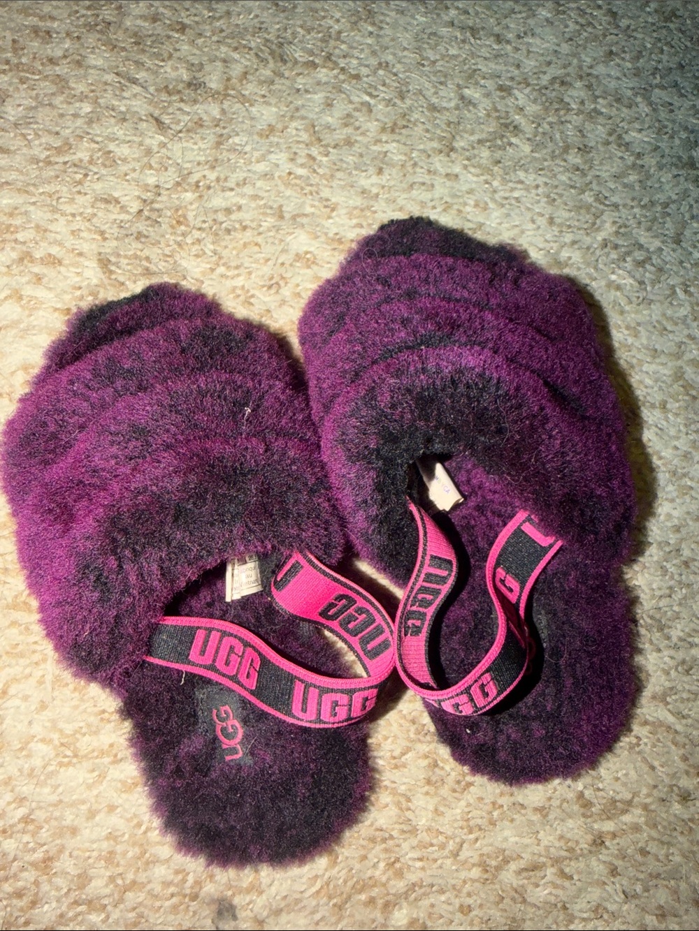Ugg girls slippers sz 11